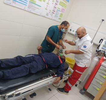 إصابة مواطن في مسافر يطا