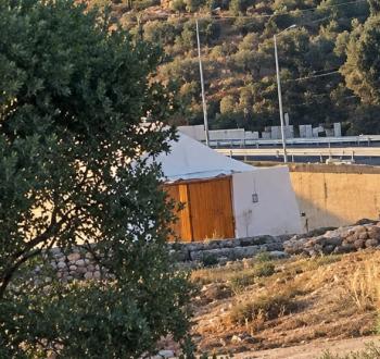 بؤرة استيطانية جديدة في بيت إكسا