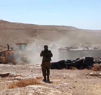 الاحتلال يهدم خربة التبان في مسافر يطا