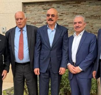 وفد فتح مع نائب دحلان
