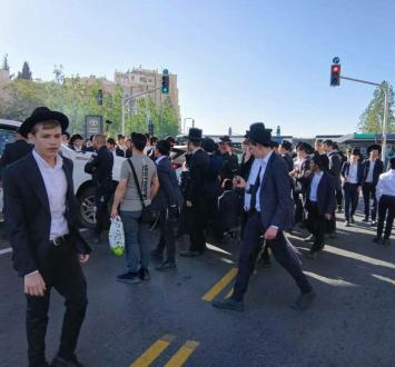 حريديم يتظاهرون في القدس ضد التجنيد