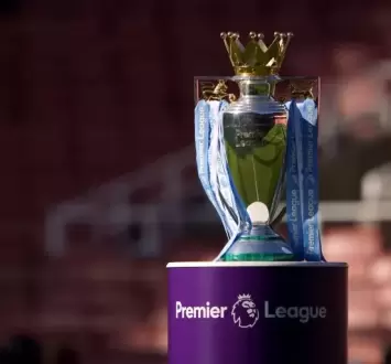 الذكاء الاصطناعي يتوقع بطل الدوري الإنجليزي الموسم المبل