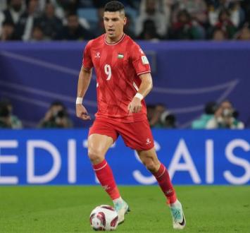 الوكرة القطري يتعاقد مع نجم منتخب فلسطين