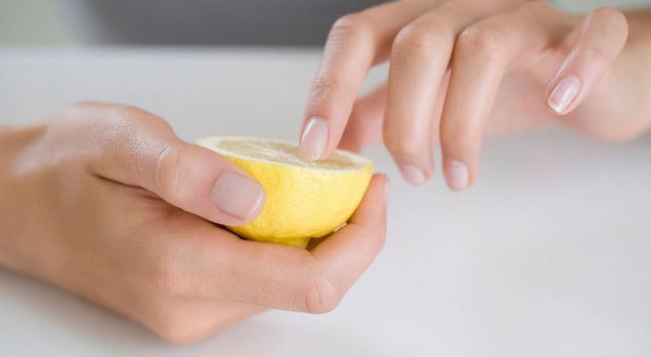 فوائد الليمون للأظافر