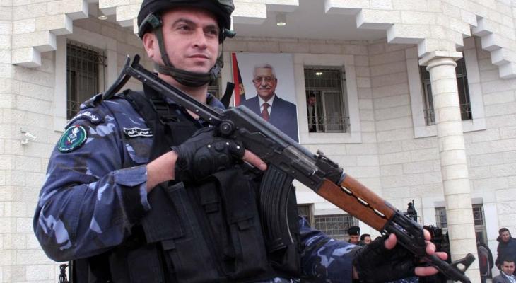 palestinian-authority-security-force-PASF-gaurds-a-government-building.jpg