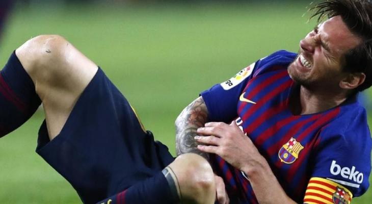 Injured Lionel Messi.jpg