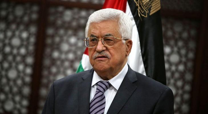 الرئيس عباس يهنئ نظيره الأوزبكي بعيد الاستقلال