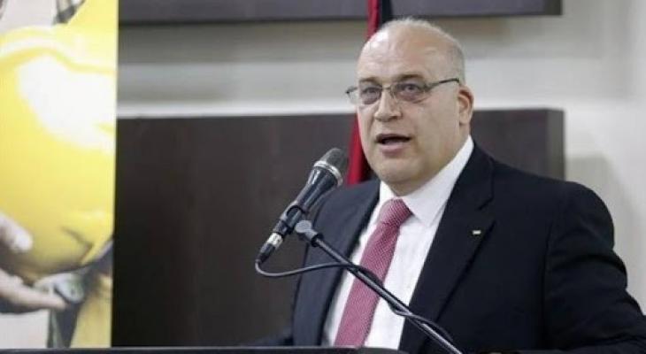 وزير العمل نصري أبو حبش