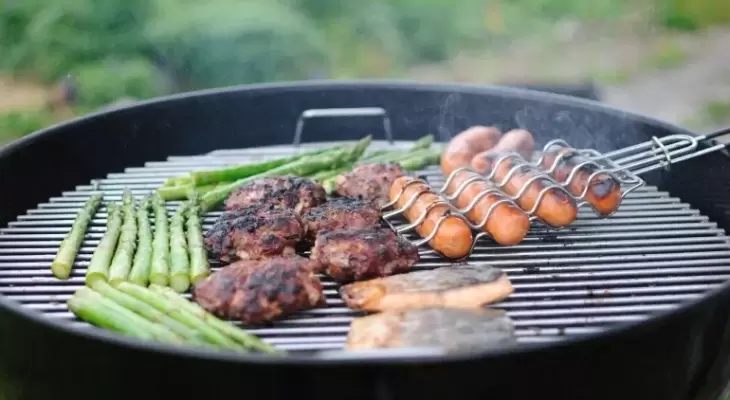 grilling-1081675_1280.webp
