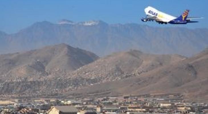 300px-Atlas_Air_flying_off_from_Kabul_Airport_in_2010.jpg