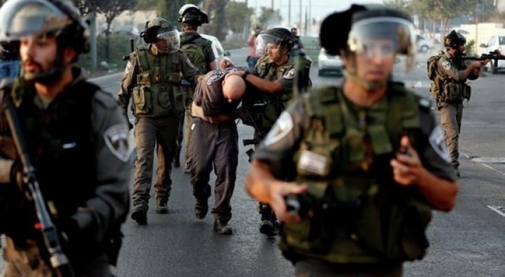 الاحتلال يعتقل 3 فلسطينيين