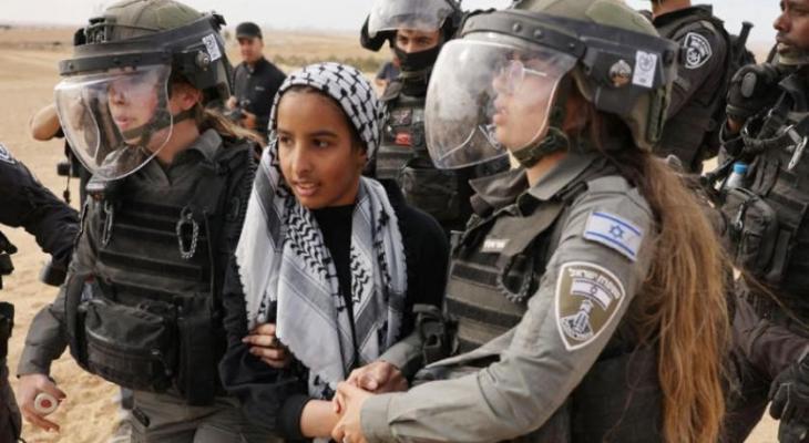 الاحتلال يعتقل 8 سيدات خلال شهر كانون الماضي