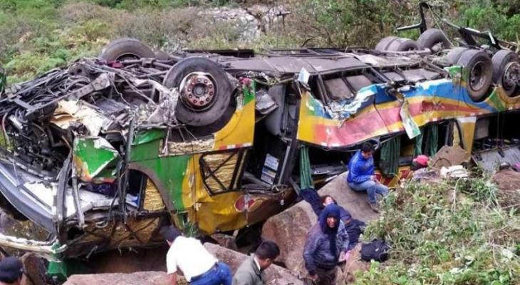 سقوط حافلة في الهند