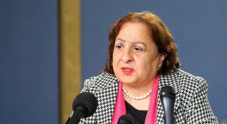 مي الكيلة وزيرة الصحة الفلسطينية