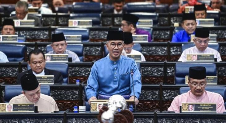 ماليزيا- رئيس الوزراء يعلن حل البرلمان.jpg