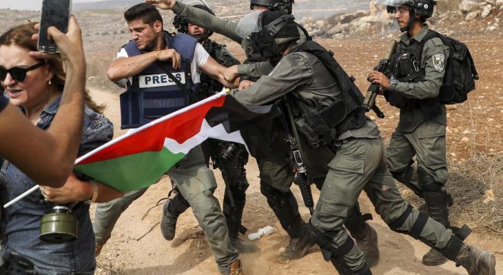 اعتقال الصحفيين الفلسطينيين