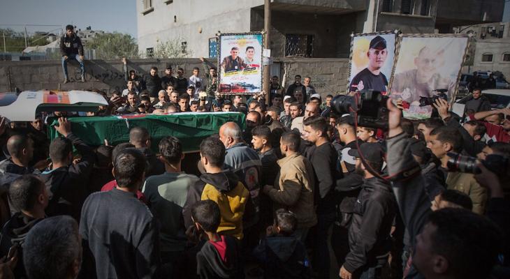تشييع جثامين 8 فلسطينيين