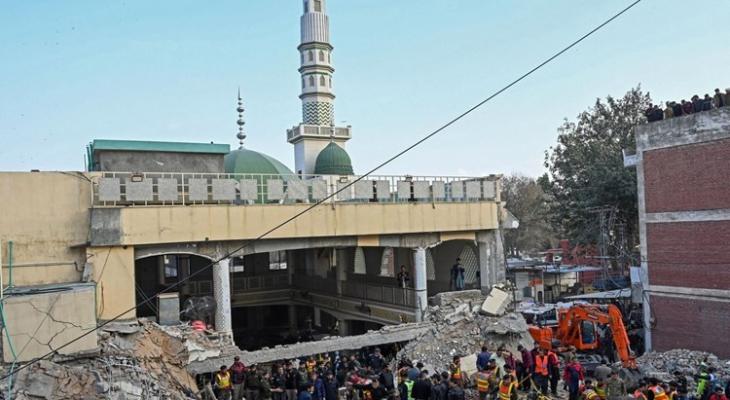 تفجير مسجد بيشاور.jpg