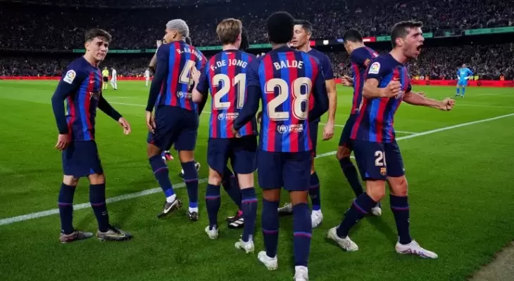 تشكيلة مباراة برشلونة وريال بيتيس في الدوري الإسباني