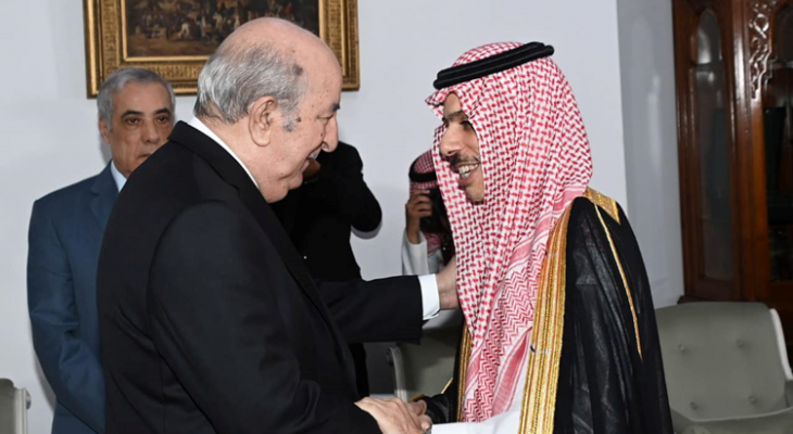 لقاء وزير الخارجية السعودي الرئيس الجزائري.png