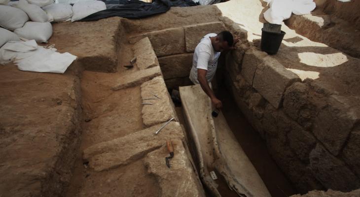 اكتشاف المقبرة الرومانية