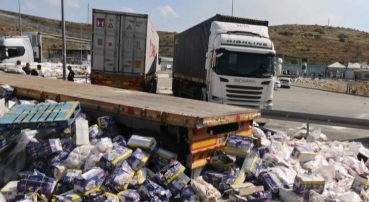 مستوطنون يخربون مساعدات متجهة لغزة