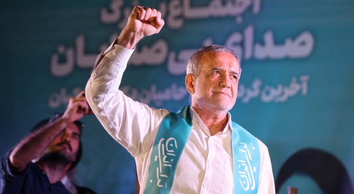 2024-07-03T204554Z_347223429_RC2WN8AETONA_RTRMADP_3_IRAN-ELECTION.jpeg