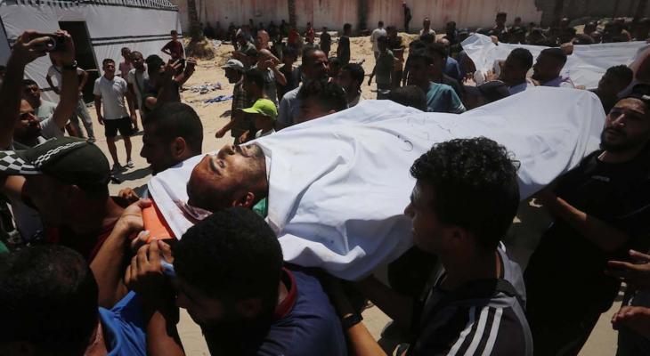 تشييع عدد من الشهداء في مستشفى ناصر بخانيونس، بعد مجزرة الاحتلال بمنطقة المواصي3.jfif