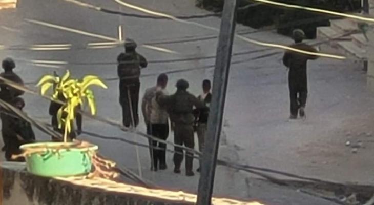 الاحتلال يحتجز العشرات خلال اقتحام بلدة حارس شمال سلفيت.jfif