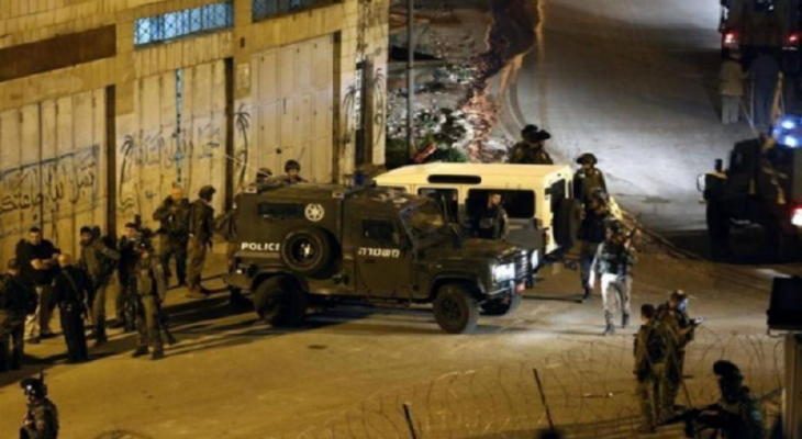 الاحتلال يستولي على منازل الفلسطينيين بالضفة الغربية ويحولها لثكنات عسكرية