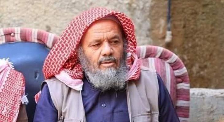 الشهيد المسن عاطف ديرية.