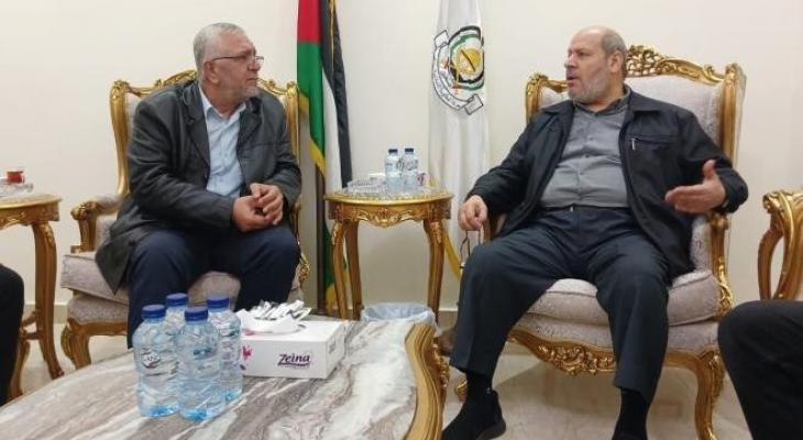 القيادي بحركة حماس خليل الحية يلتقي بقيادة لجان المقاومة في فلسطين بالقاهرة لبحث سبل وقف إطلاق النار بغزة وآخر مستجدات الصفقة