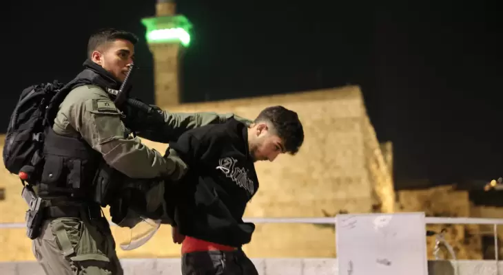 قوات الاحتلال تعتقل فتى فلسطينيا.webp