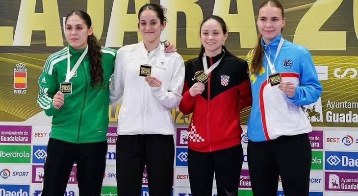 فلسطين تتوج بذهبية الدوري العالمي للكاراتيه في إسبانيا