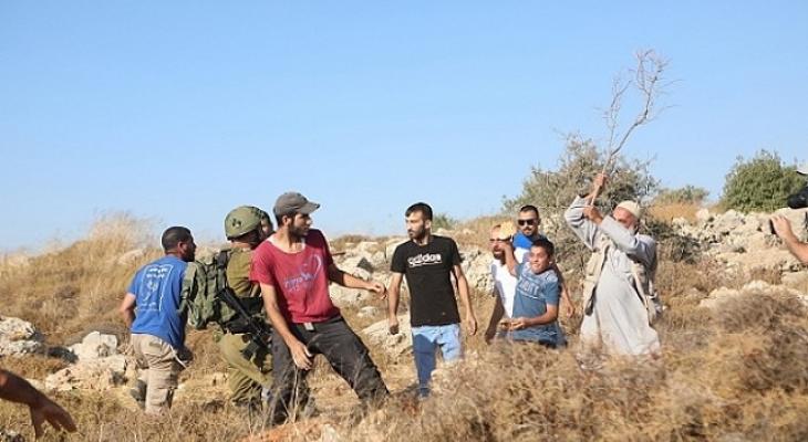 اعتداءات المستوطنين بحماية قوات الاحتلال.jpg