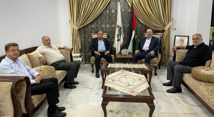 حماس والقيادة العامة تبحثان تطورات القضية الفلسطينية وتؤكدان حق الشعب بالمقاومة