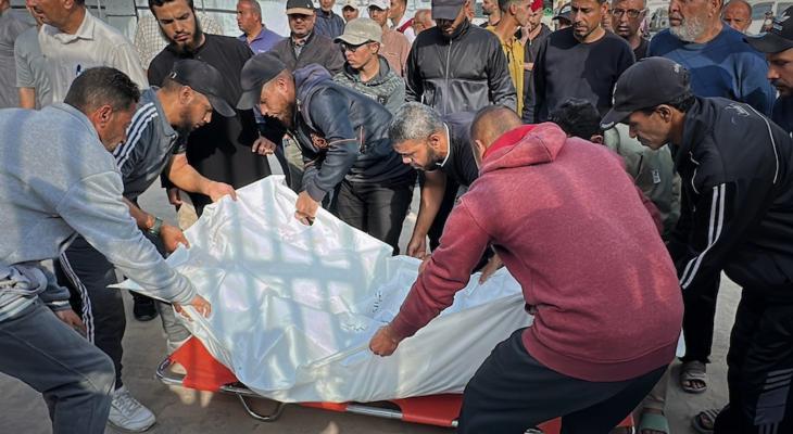 وداع وتشييع شهداء ارتقوا في خانيونس من مستشفى ناصر جنوب قطاع غزة 6.jpg