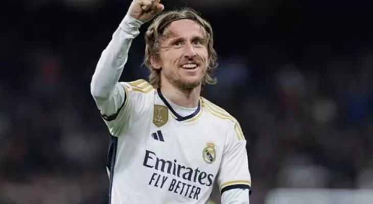 سبب رفض ريال مدريد تجديد عقد مودريتش