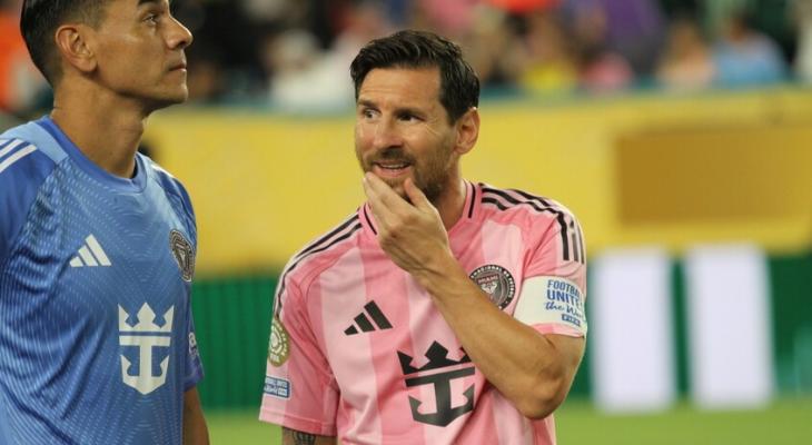 ميسي يتلقى عرض زواج في كأس العالم للأندية