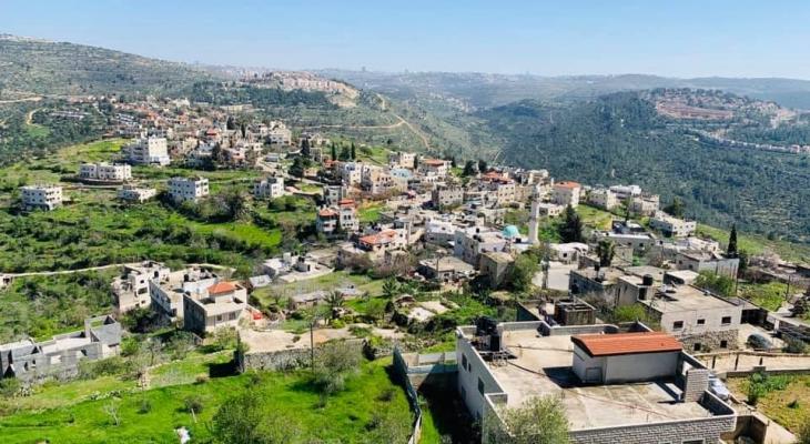 قرية الجانية.jpg