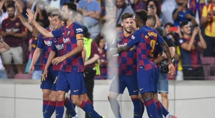 كلب يعض نجم برشلونة في منطقة حساسة