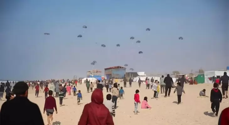 إنزال جوي للمساعدات