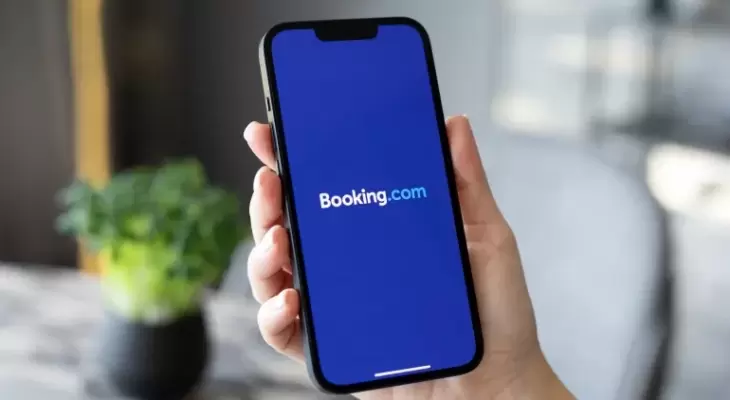 منصة بوكينغ. كوم.webp