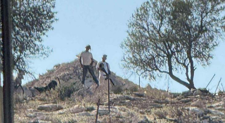 مستوطنون يعتدون على المواطنين بالضفة