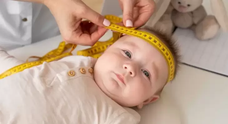 قياس رأس الطفل