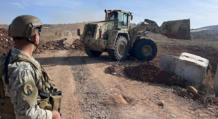 جرافة تابعة للجيش اللبناني.png