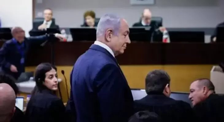 نتنياهو خلال المحاكمة.