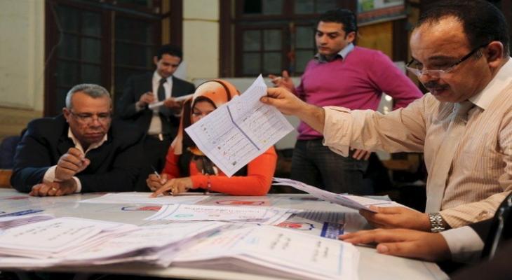 فرز نتائج انتخابات في مصر.jpg
