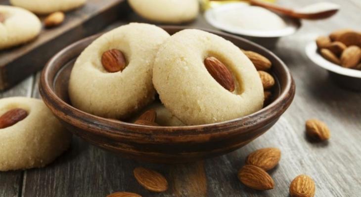 غريبة