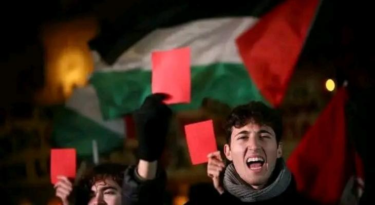 إشهار بطاقات حمراء لـ فريق إسرائيلي في إيطاليا
